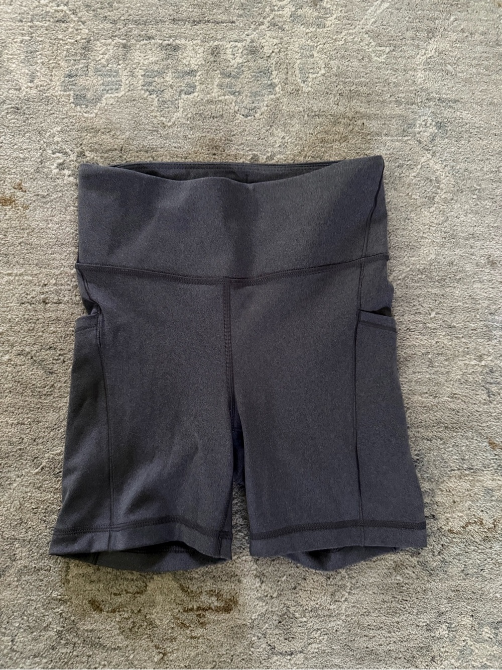 Athleta Interval Stash 5” High-Waist Women's Bike Shorts Grey LN XS